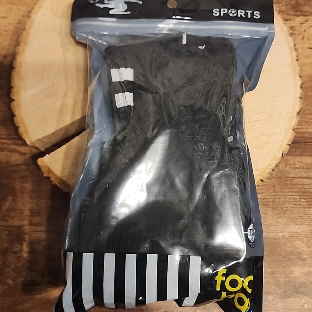 Black Soccer Sports Shin Guards and Socks sz M- L